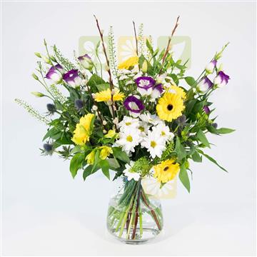 How often should a florist update their website